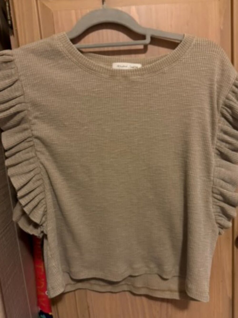 Mustard Seed Taupe Waffle Knit Ruffle Sleeve Top Size Large Boho Neutral